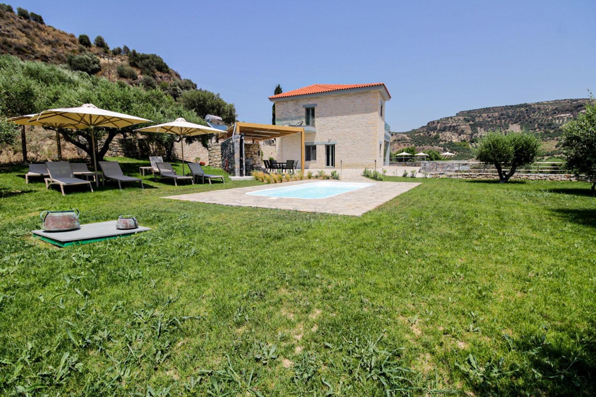Recrete - Retreat In Crete * Héraklion