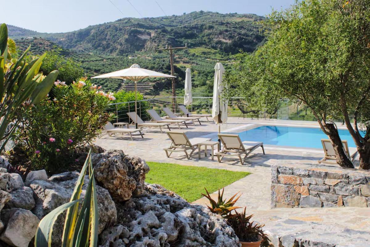 Recrete - Retreat In Crete * Héraklion