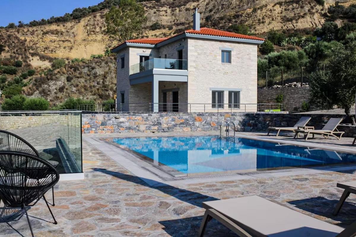 Recrete - Retreat In Crete