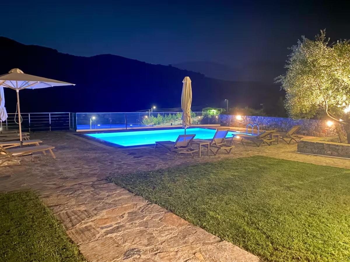 Recrete - Retreat In Crete *