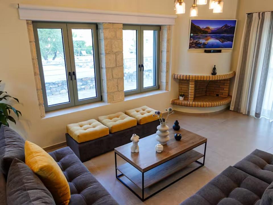 Recrete - Retreat In Crete *